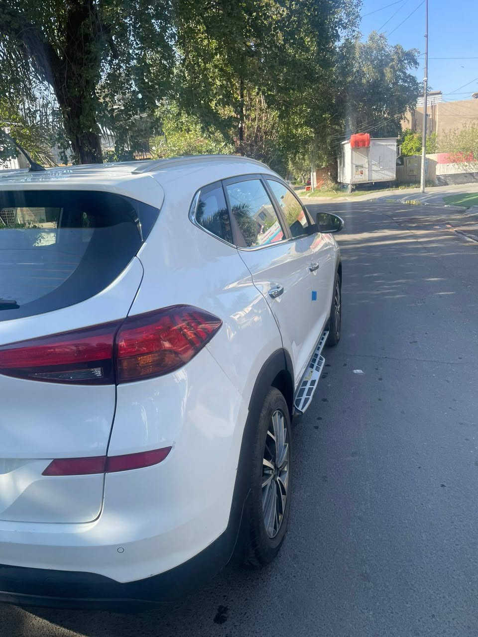 السلام عليكم كيا توسان 2020 بغداد باسمي ماشا 85 حقيقي السياره فول ما عدا البلوراماه عنوان السياره بغداد الصالحيه بيع حادث بسيط حار بالباب مال السائق على كد شبر وبارد بالشاملغ الايسر بسيط بدون صبغ سعر السياره 185 وبيها مجال الشراي يتصل  ( ***********  واتساب )       ***********
