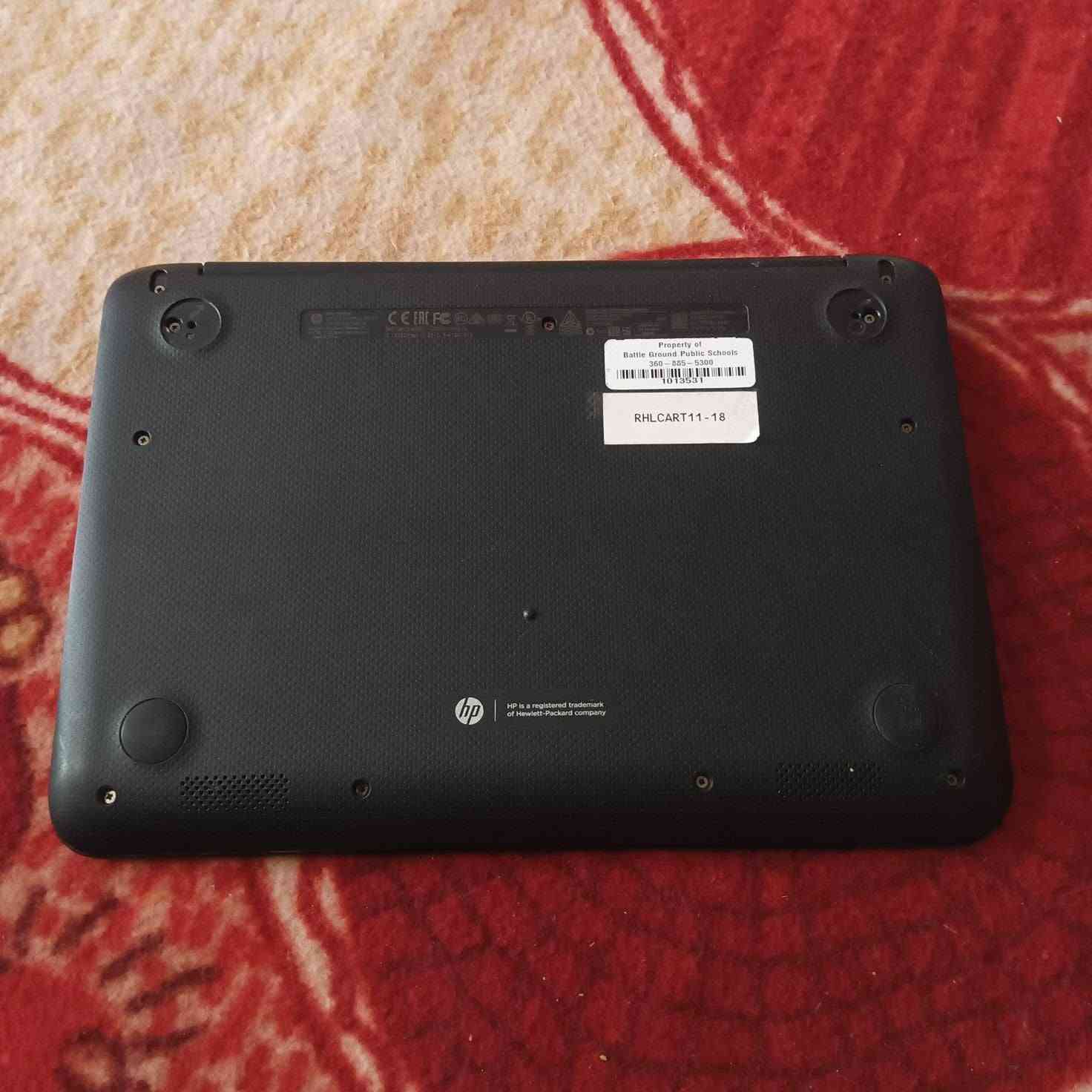 حاسبه نوع لابتوب hp
 غير مستخدمه
مع كامل ملحقاتها
تفيد للدراسه والتصفح
والاعمال اليوميه
للمزيد من الاستفسار مراسلة الرقم *********** واتساب
