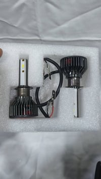 لايت زنون • اكسسوار سيارة