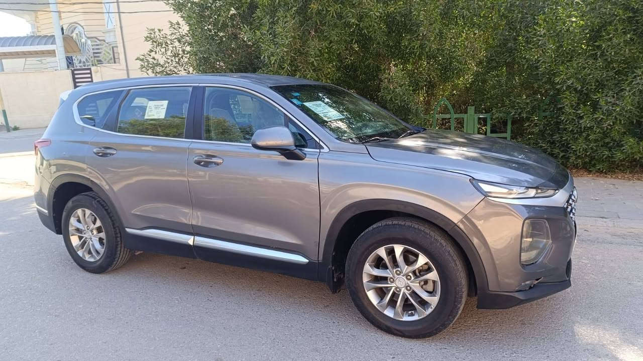 سنتافي موديل 19 ضرر تكمه البنص مبدله وبيه 4 قطع صبغ صور الحادث منشور وياها بيع أو  مراوس مكانه بغداد سبع البور وتوصل ع هذا رقم *********** بي واتساب
