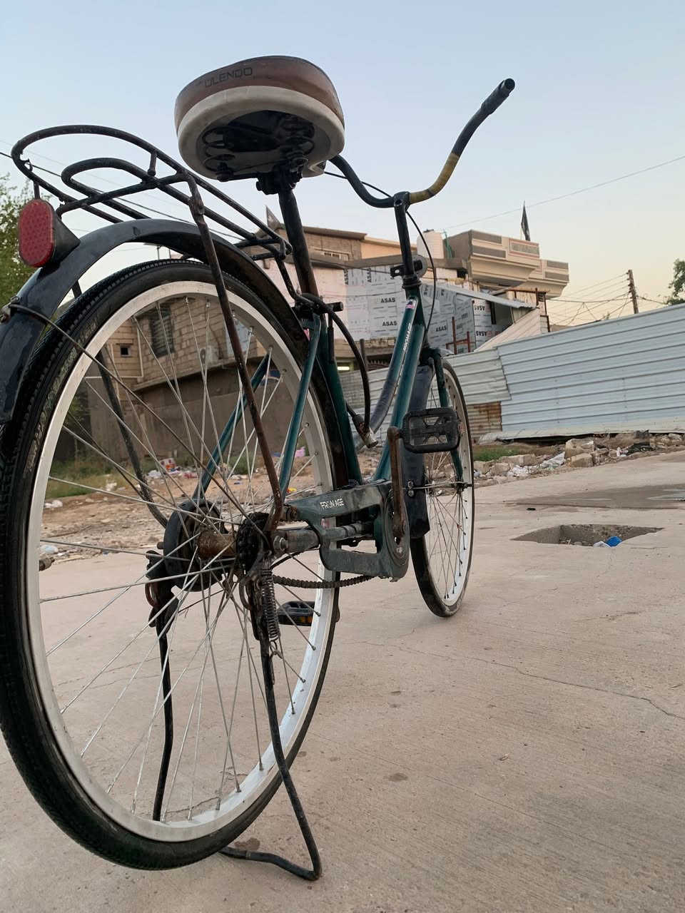 سلام عليكم بايسكل موزه للبيع سعر40 وبي مجال***********
