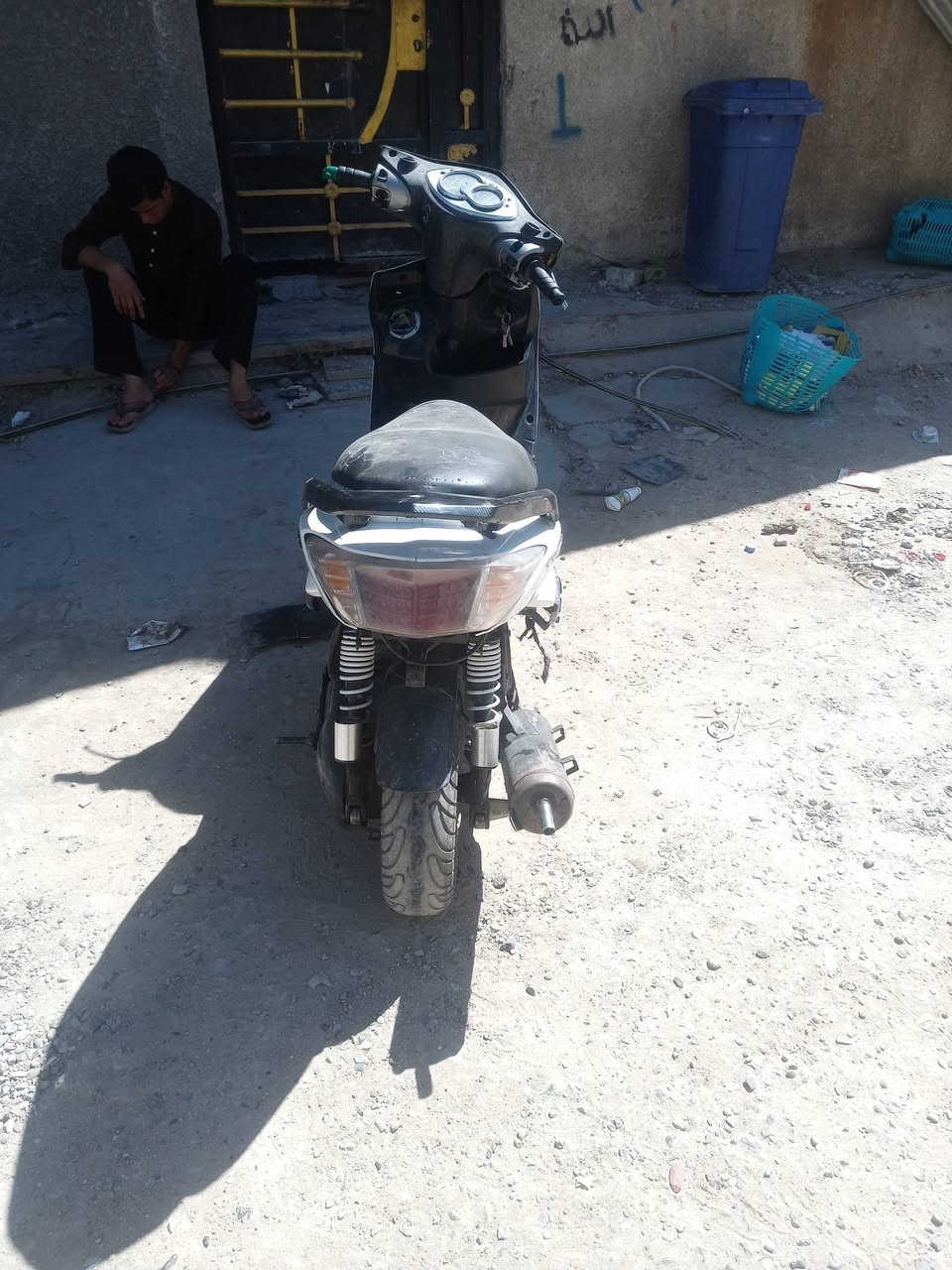 سلام عليكم سكنس فحل كابريتر دراجه خير من الله عوزها فقط كابريتر كلشي شغال بيها السعر 300 الاتصال على الرقم ***********
