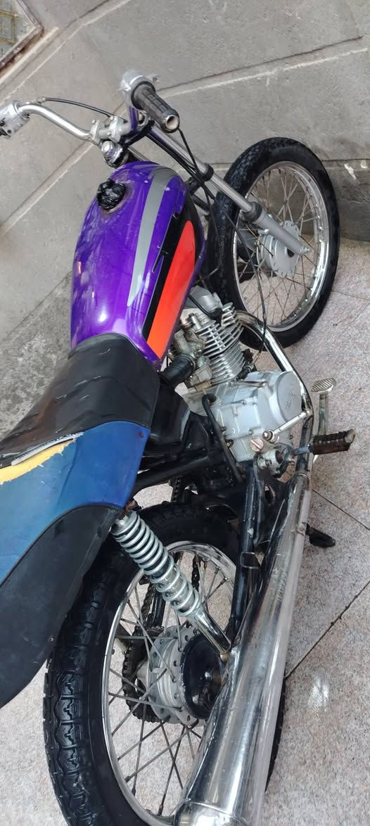 دراجه اربعه كير للبيع كلك مكفوله محركها نضيف لاتبخير ولاصوت ولانطوح دراجه مال شغل عوزها بس قبق تانكي دبلات خلفيه جدد ويالتها نضيفات حيل السعر 150 وبيها مجال قليل كربلاء ***********
