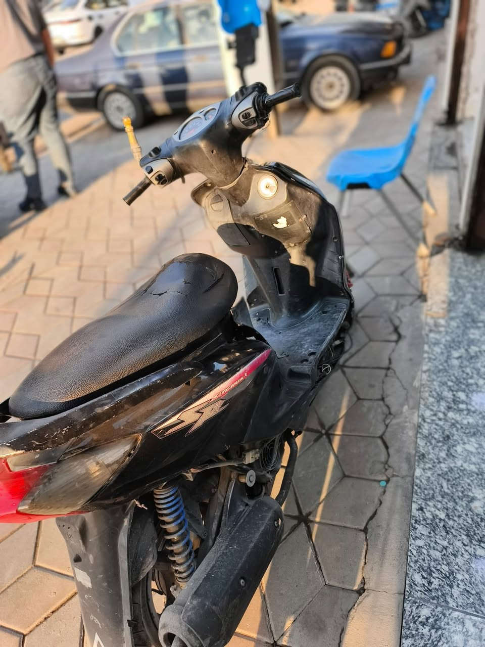 سلام عليكم سكنس نثيه للبيع دراجه نضيفه وماتوكفك نكره سعر 400 وبيه مجال
رقمي ‬: ***********
