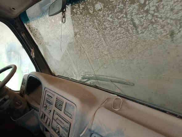 سلام عليكم ..كيا فونتيرا للبيع ..سياره حديده غير اصوليه موديل 2000 قماره وربع شاصي وقماره بلادي ومحرك جديد 3000 عادي للاتصال ***********
