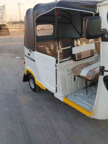 السلام عليكم تكتك tvs مديل 20 اوراق اوراق تكتك جاهز عل اخر حبايه مال جني تخم تاير باتر وسلف البارحه شادهن جادر جديد  دوشمه كهربائيات كوله شغاله  عارظه 4500 وبيه مجال مكاني واسط الحي ***********
