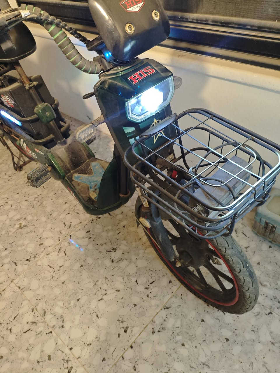 دراجه شحن 2024 HIIS خمس  بطاريه كلشي بي شغال سعر350 شراي تعال خاص


**إذا كنت صاحب هذا الإعلان وتريد حذفه لأي سبب، رجاءا أرسل رسالة إلى الدعم الفني**