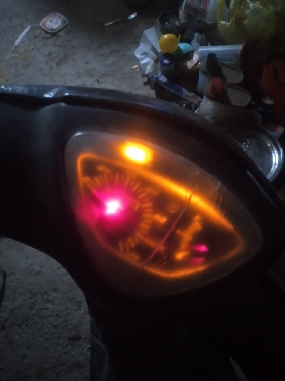 سلام عليكم ماكس عدله دراجه كهرباءيات شغاله سلف هندر كهرباءيات💥 شغاله ما بيه نقص مكفوله من النضوح كفرات  بس نقصه تنضيف كابريتر لين جانت متروكه رايده300 مكاني مدينه الصدر قطاع سبعين    جماعت ال250ماريد اشوفكم ولومو شراي اسمعه حجي مو حلو  💚✅


**إذا كنت صاحب هذا الإعلان وتريد حذفه لأي سبب، رجاءا أرسل رسالة إلى الدعم الفني**