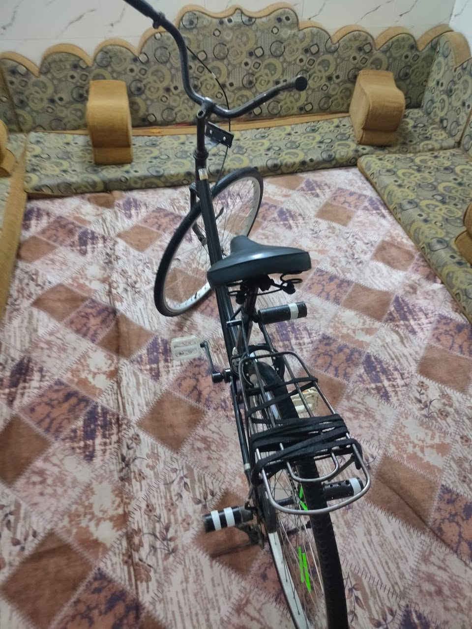 بايسكل اوفيج 🚴‍♂️
كفالة عامة من الويل للويل 

غراض كاملة 

السعر 🔥🔥130وبي مجال 

المكان كربلاء حي العامل المنطقة الثانية مقابيل العمارة الحمرة
للتواصل واتساب فقط  
الرقم ***********
