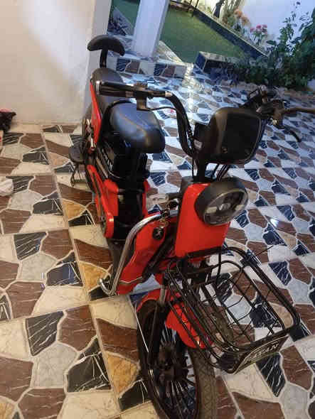 السعر ٢٠٠ بي مجال دراجه حجم 20 بصمه خمس بطاريات كهربائيات كامله
رقمي *********** كركوك
