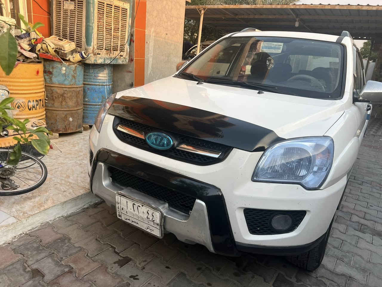 سبورتج موديل 2009 محرك لوك 2000 بيها صبغ بنيد كشنات جلد حساسات تبريد ثلج صدر جديد تخم تاير جديد سعرها ١١٣ بيها مجال *********** مكان ديالى
