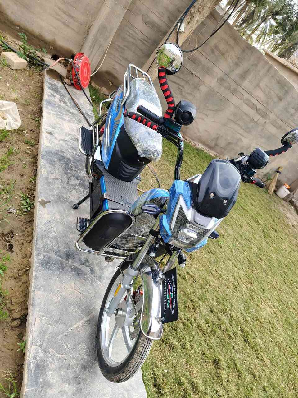 سلام عليكم
دراجة شحن هارلي موديل 2025 نضيف 6 باتريات جدد 
التواصل ***********
