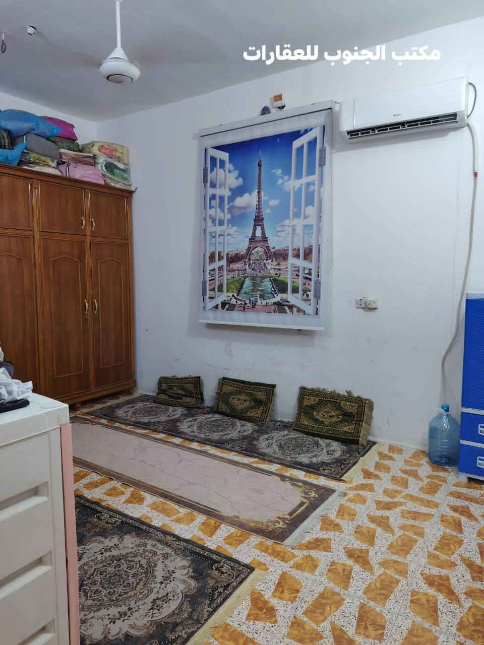 #بيت_في_منطقة_العسكري_مساحة_73م ((طابوو صرررف))

موقعه قرب المستوصف يتكون من غرفة وصاله ومطبخ وصحيات 

السعر مناسب 45 مع المجال 

________________________________
تفاصيل اكثر زيارة مكتب الجنوب للعقارات 
او الاتصال عالرقم     ***********

بأدارة المهندس م.حسين الشمري
