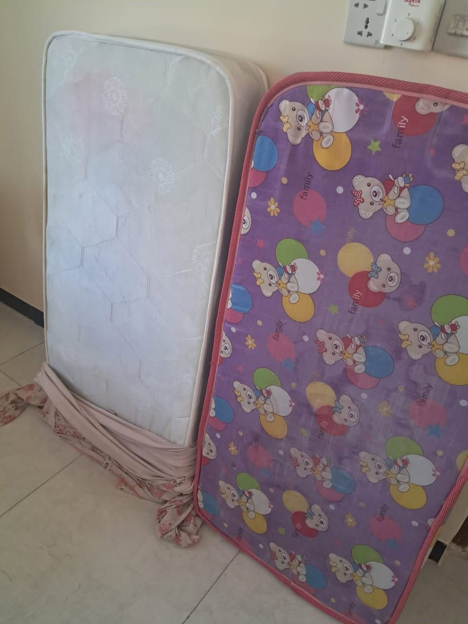 غراض للبيع اللاستفسار خلص


**إذا كنت صاحب هذا الإعلان وتريد حذفه لأي سبب، رجاءا أرسل رسالة إلى الدعم الفني**