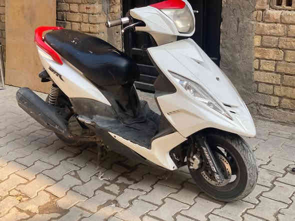 سلام عليكم جيتار ثعلب بلاديه شلعه معد فول مكينه ناعمه دراجه بيه ملاحظات خفيفه نكره شوكو متجي كهربائيات كلا شغال مكان السكان قرب كليه المامون السعر ٧٥٠ وبيه مجال ***********
