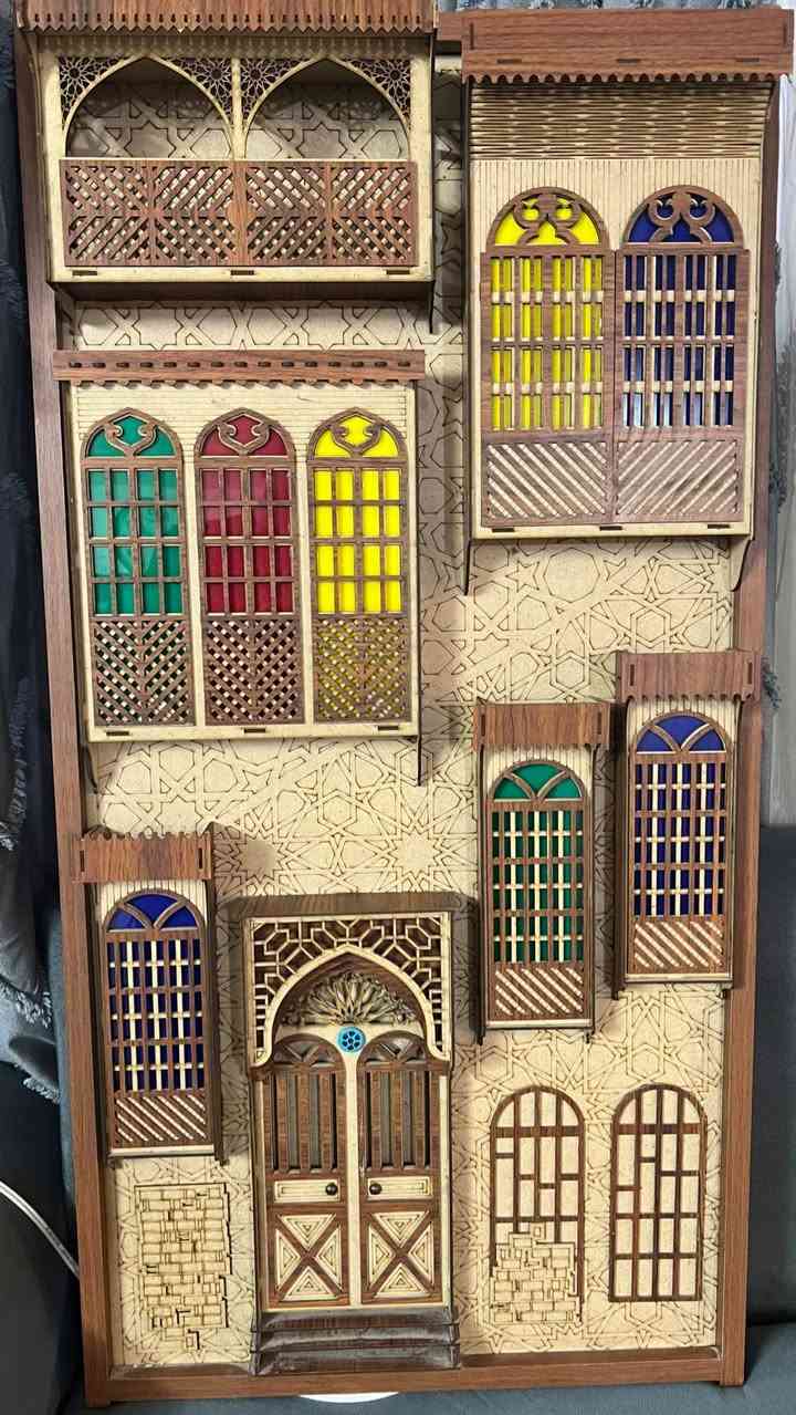 سلام عليكم 
شناشيل بغداد 
طول متر 80 العرض 70 سنتم
***********
