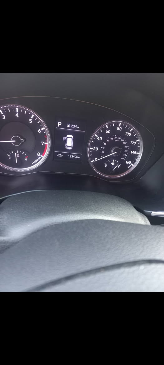 السلام عليكم
سنتافيا ٢٠١٩ وارد امريكي حادث السيارة جاملغ وبنيد
المواصفات
محرك ٢٤٠٠ GTI
اطفاء ذاتي
رادار امامي وجانبي
هندبريك دكمة خمسة راكب
كاميرا خلفية
الرقم اربيل جديد
سنوية ٢٠٢٥
هزة جديدة
السيارة جاهزة متحتاج تصرف عليها السيارة بأسمي تحويل ثاني يوم السعر ١٨٠  وبيها مجال قليل
مكاني بغداد الحرية
***********
