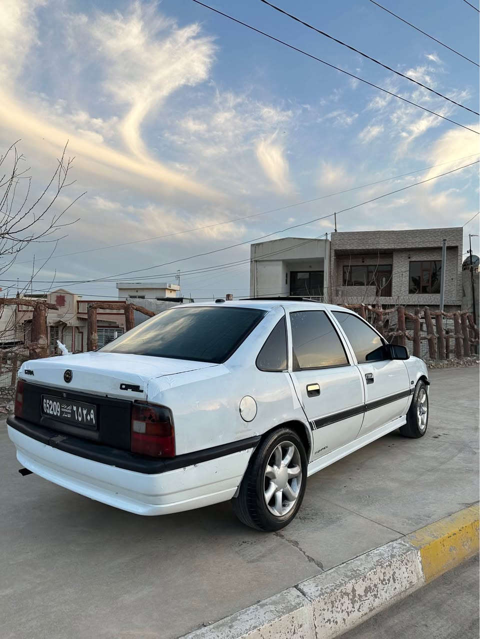 لەسەر ئیزنی کاکی ادمین فڕۆشتنی خیرااا   ئۆبڵ ڤیکتڕا بێ بۆیاخە (14 وەڕەقە  😱)35   هەزار مۆدیل (1993 ) سەیارەکە  ( سەنەویە وەکا لەیە هەزەی نوێە )مەکینەی (18 ) گیڕومەکینە بەشەرت سەیارەکە بێ بۆ یاخە  ناو داخیلی وەک شەریکە ماوەتەوە دەحمی بشتوو بێ شی نیە  (4)تایەوە ویلی ئینفنیتیم بۆ بەستاوە    خایسی نیە کارەبای هەموو بەشەرت بەگ لایت جواری  تەنجیل گەرمی هەمووی ئیشدەکات زۆر زۆر تندوو تۆڵە بۆزانیاری زیاتر بێوەندیم بێوە بکەن  (*********** ) ناو نیشان کۆیە كويسينجاك, أربيل
