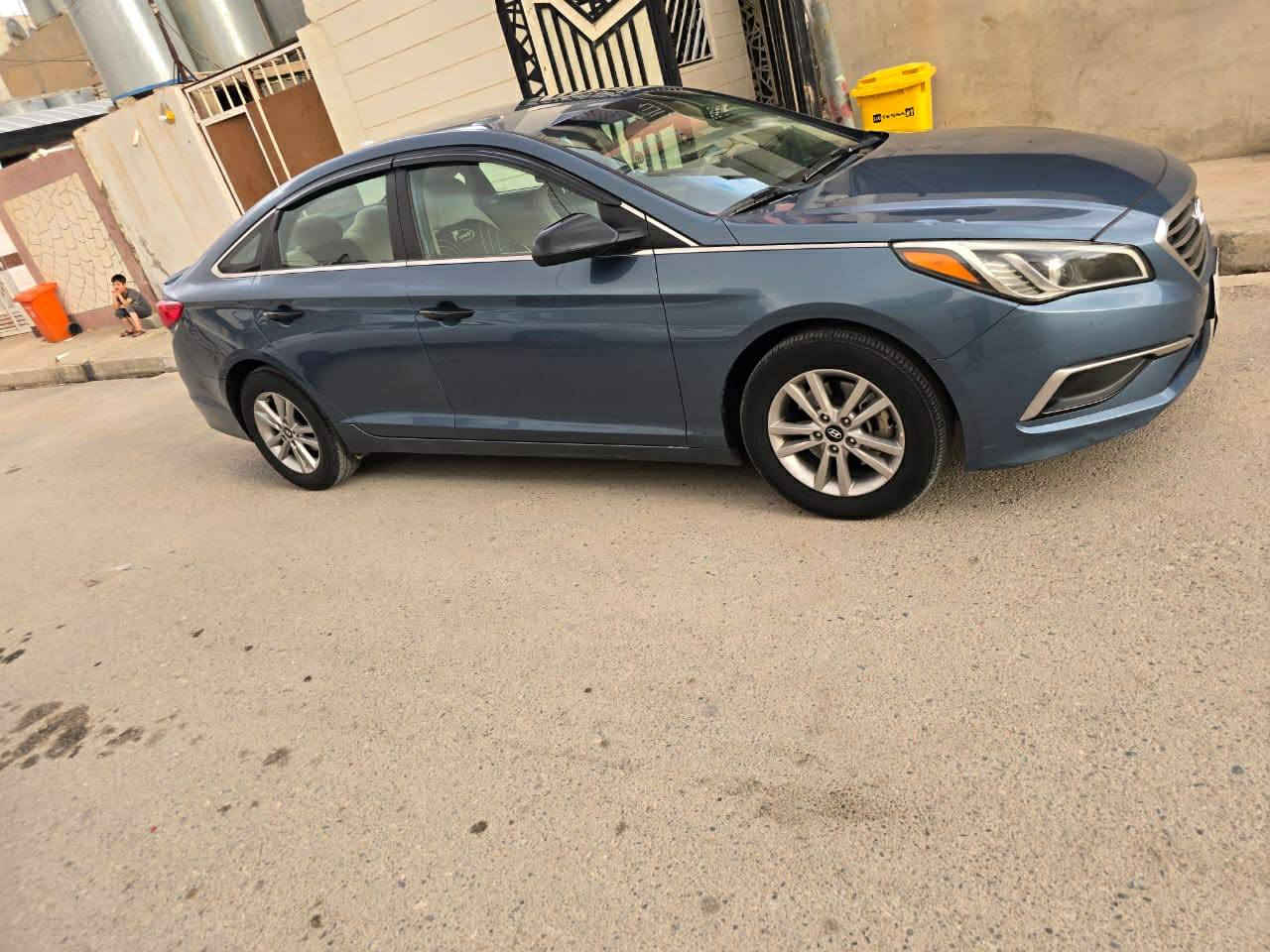 سلام عليكم 
سوناتا 2016 
ضرر قطعة واحد صندوق خلفي
سيارة مال جناي نضيف كدام عينك 
كابون موجود 
سنويه مجدد لحد 2028 
مكينه مفتوح 
السعر                       128$  بي مجال بسيط
سونار موجود هم
استفسار خابر رقم الهاتف ***********
