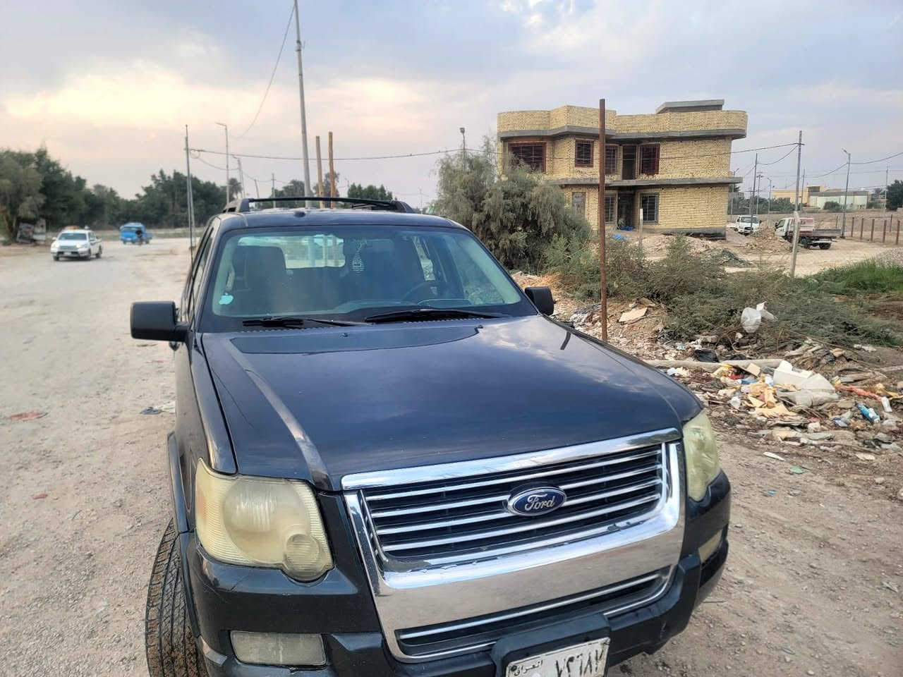 فورد اكس بلور موديل 2010 رقم بغداد بأسمي سبعه راكب مكينه وكير وتبريد وحداديه جاهزه من كلشي مكان السياره الديوانية بيع او مراوس ٨٥ وبيها مجال  /***********
