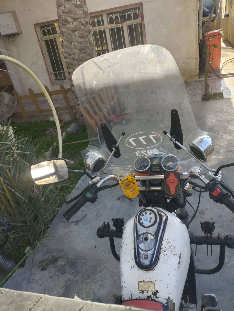 سلام عليكم ستوته للبيع مقفوله من ركبه ومكينه الستوته شخط ما بيهة المكان ديالى الغالبيه السعر 1100وبيهة مجال الرقم ***********
