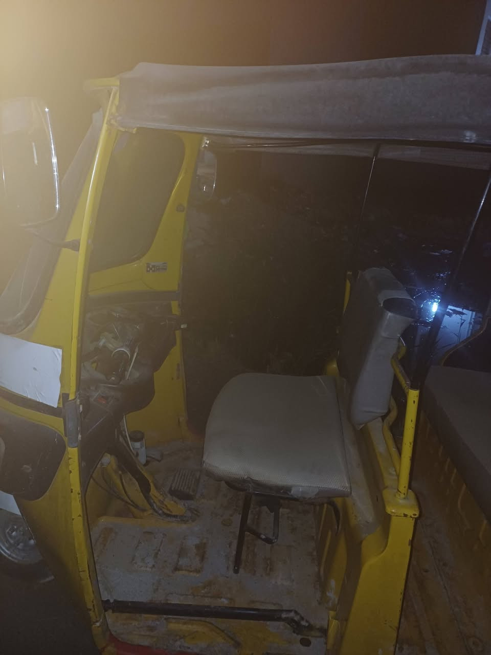 تكتك TVSللبيع أوراق موديل ٢٠١٩ مكانها شط العرب تكتك طافيه ما نعرف الها سعرها ٣ملاين وبيها مجال


**إذا كنت صاحب هذا الإعلان وتريد حذفه لأي سبب، رجاءا أرسل رسالة إلى الدعم الفني**