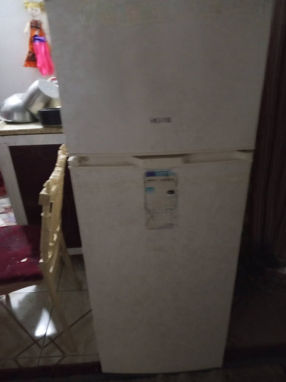 ثلاجه للبيع 100 وبيها مجال *********** وهذا الرقم موجود والاتصال على هذا الرقم
