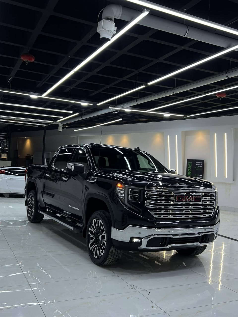 GMC SIERRA 2024
فول مواصفات 
***********
