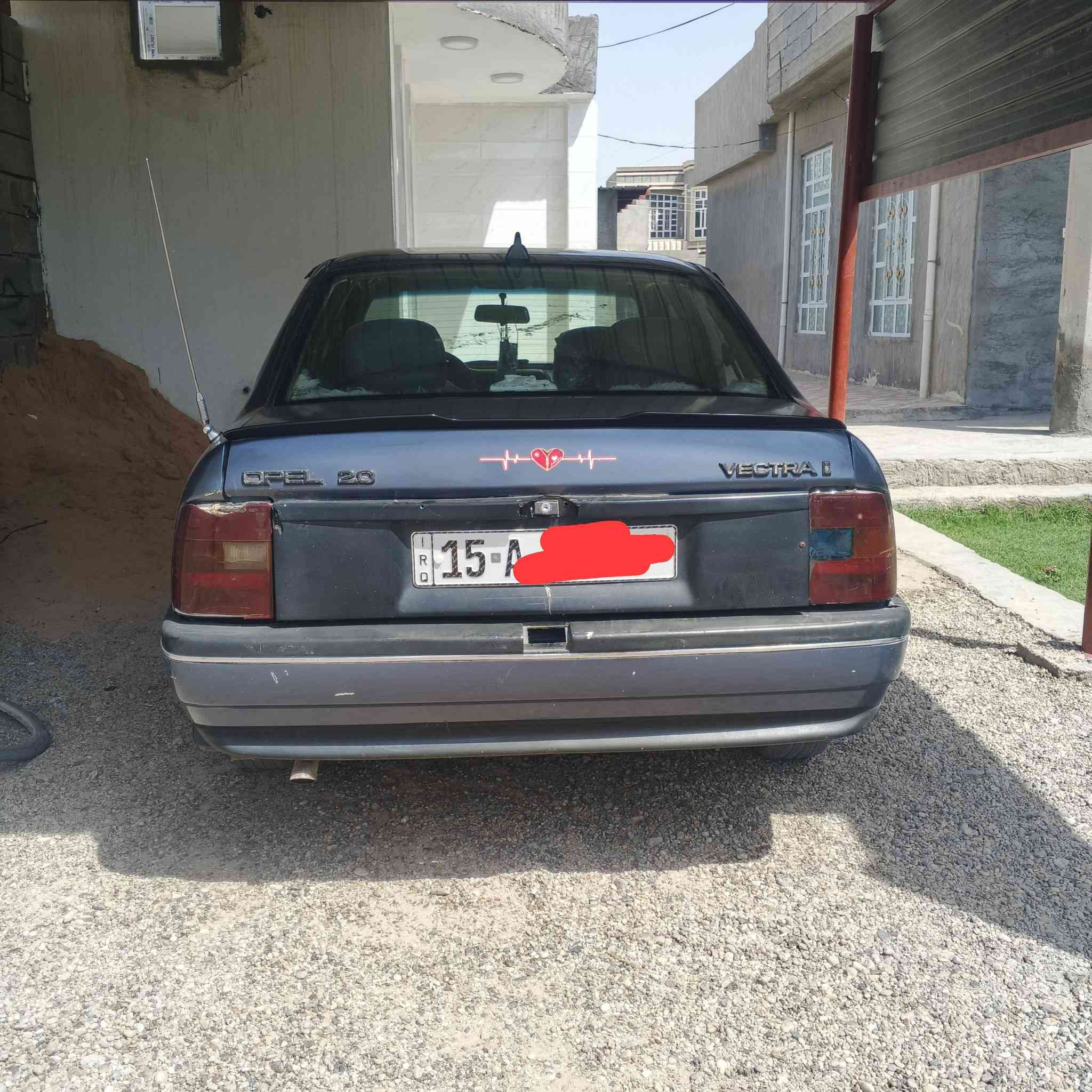 سلام عليكم اوبل فكترا محرك 2000كفاله كير تخم تاير كهربائية كله شغاله تحويل ثاني يوم سنويه لل 29 مكانه رمادي سعره 33 بيه مجال 
***********
