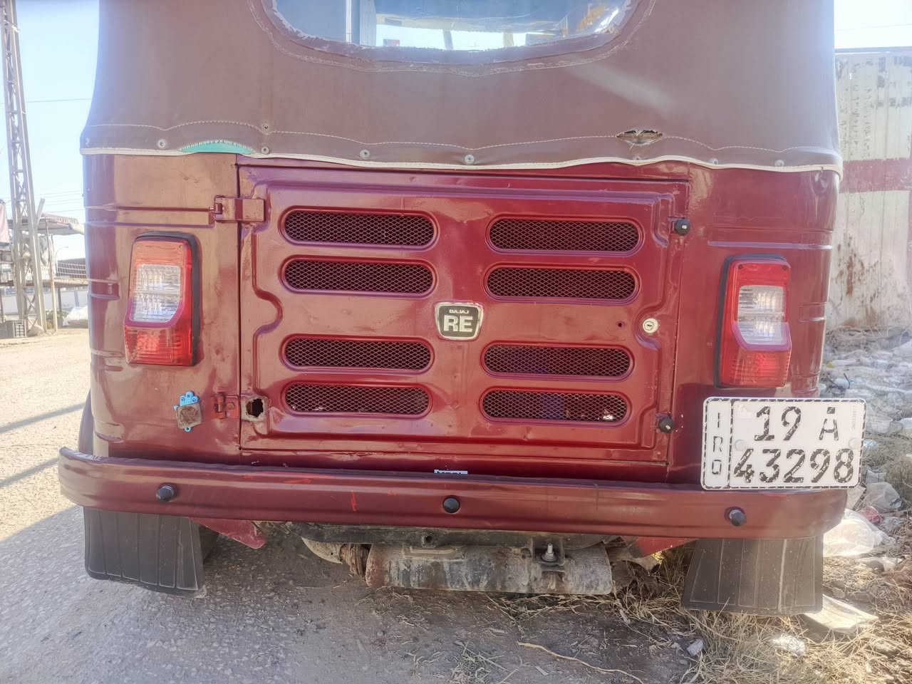 سلام عليكم تكتك 18 مكينه عشرين تكتك جاهزه فقط بيها اكسل  مكاني مسيب *********** السعر 4400 قفل تكتك معمره تعمير فولل
