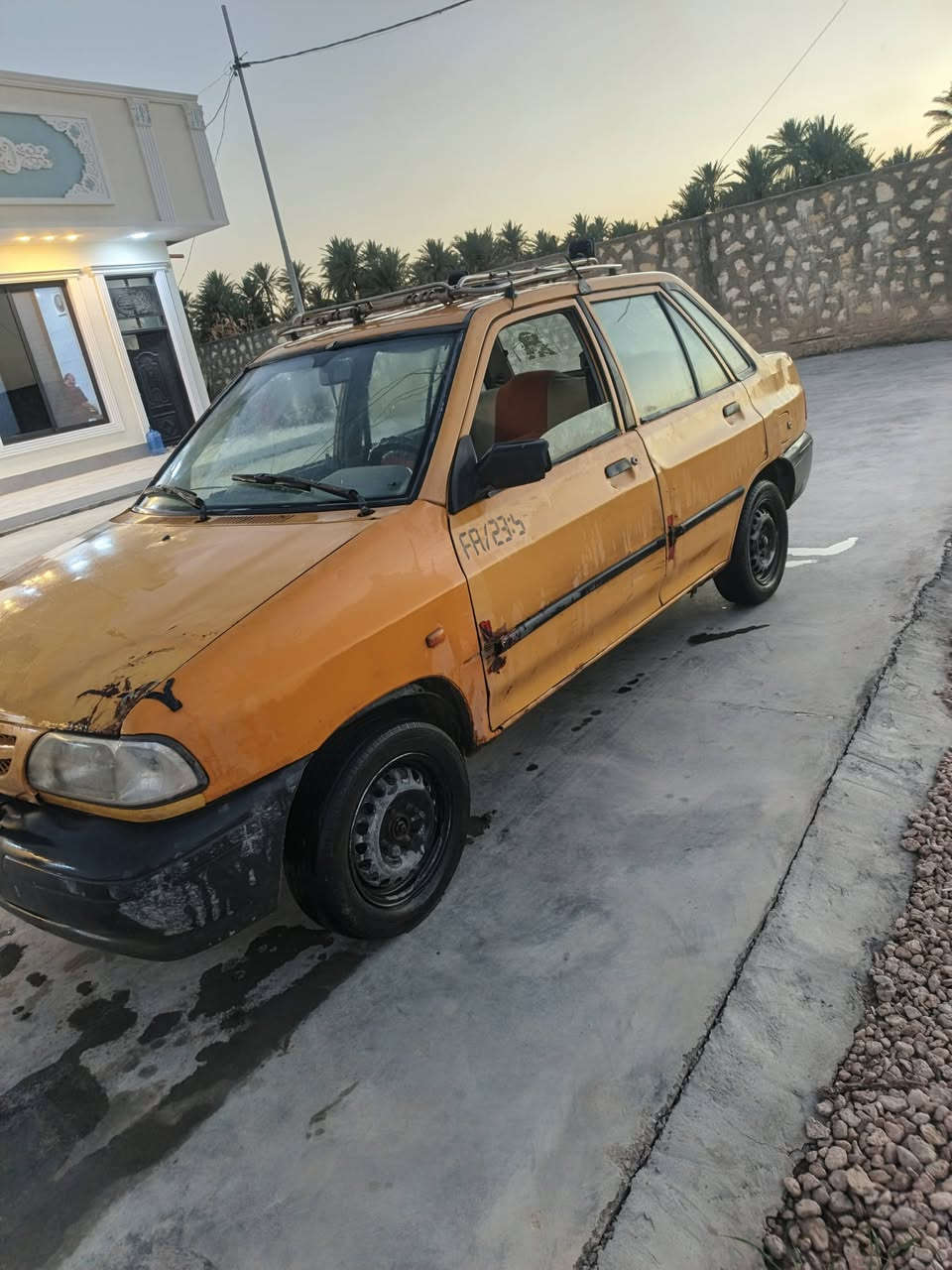 2012 بدون راعي كوم حديد  رقم الماني بغداد مكفوله سرقه وعشائر مكينه تنقص 10 اوراق *********** بابل
