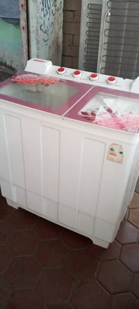 غساله للبيع شرط شقل وزن 26 كيلو سعر 55 التصال عله رقمي07859211353