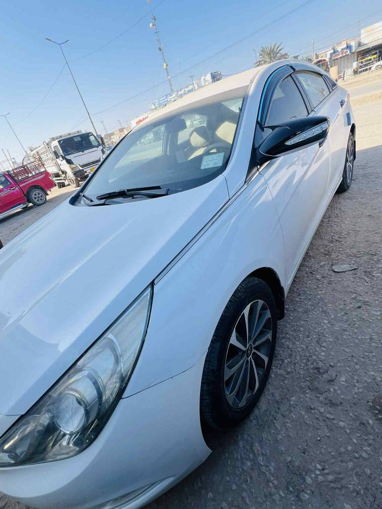 السلام عليكم ورحمه الله وبركاته
سوناته موديل 2013 خليجي للبيع فقط
المواصفات
تحكم استيرن جهتين
حساس خلفي
اشاير مري + مري شفط
تبريد قطعتين
 ويل كب 
شفتات سترين
بيها جاملغ خلفي  فقط باقي كفاله
رقم بغداد  سنويه جديده 
مكينه 2400 دوش المرغوب 
السعر 130 وبيها مجال كلش قليل مكان السياره الديوانية الحمزه الشرقي التحويل  ثاني يوم 
الاستفسار ديوانية, القادسية


**إذا كنت صاحب هذا الإعلان وتريد حذفه لأي سبب، رجاءا أرسل رسالة إلى الدعم الفني**