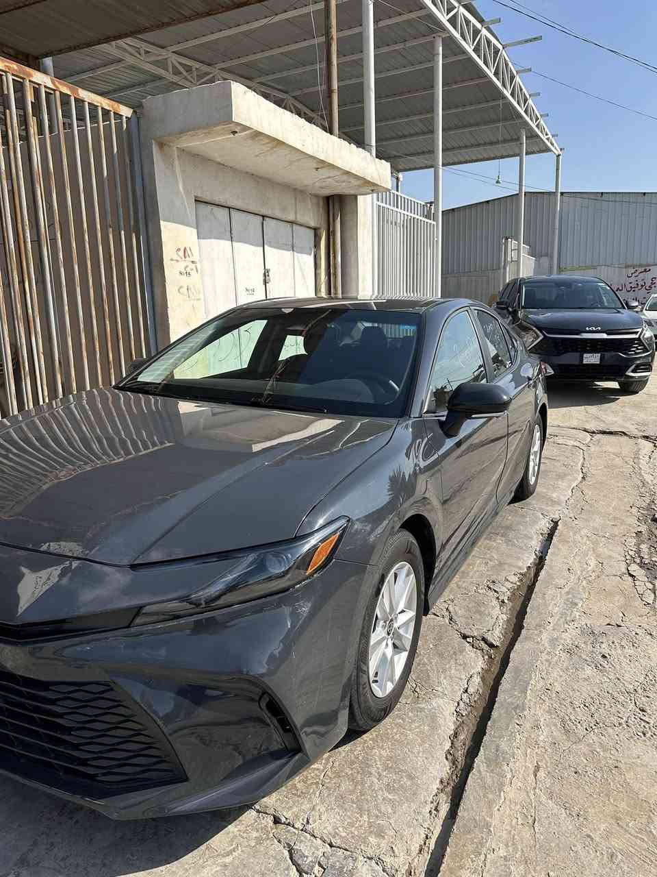 سلام عليكم كامري 2025 رقم بغداد بدون صبغ فقط بنيد بارد ورقم الشاصي مرفق ويه الصور ماشيه 11 الفkm السياره جديده بعد احلى منل صور السعر 205 وبيه مجال للستفسار اكثر اتصل على الرقم ***********
