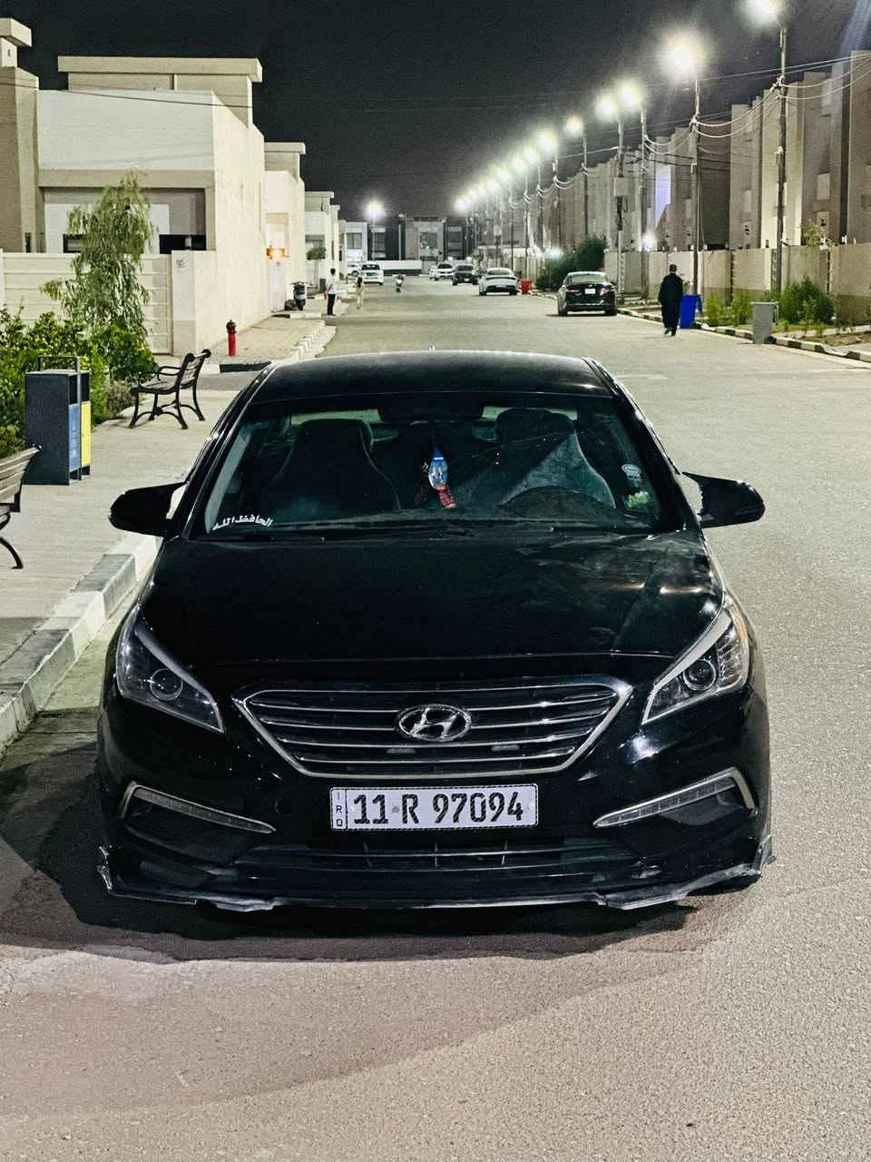 هونداي سوناتا
٢٠١٥ وارد امريكي 
حادثها قبق جنطة فقط السونار ويه الصور 
محرك jdi 2400  بانزين عادي 
رقم انكليزي مداور ثاني يوم 
تبريد شغال 
المواصفات 
تحكم ستيرن جهتين 
كامره شاشه 
مانع انزلاق 
سيادة حلوه جاهزة
مكاني كربلاء 
السعر ١١٠ ورقه 
***********
