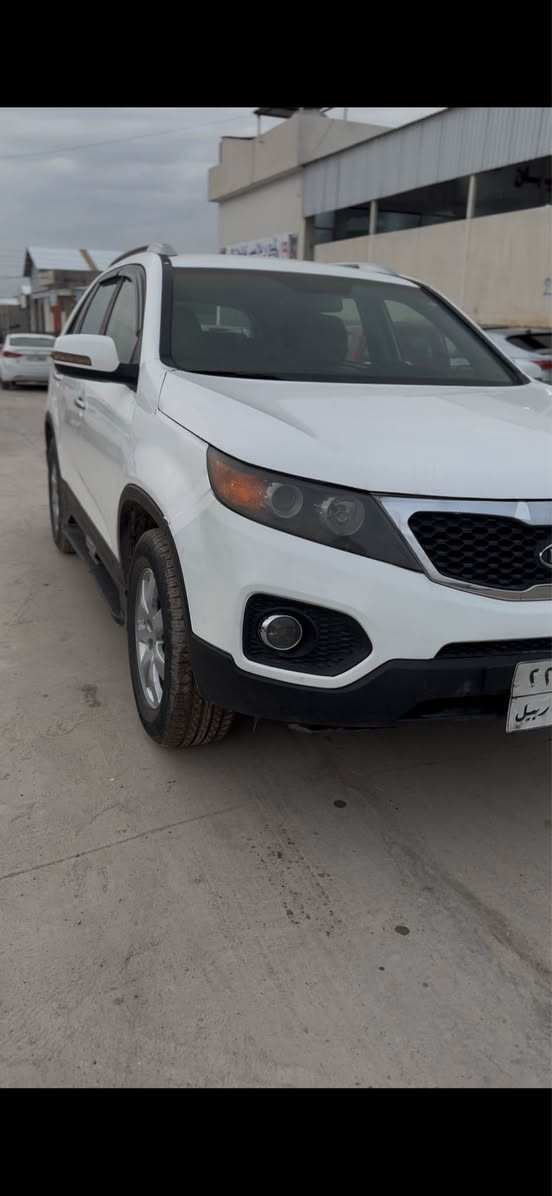 Sorento 2012 v6 خليجي 
محرك ٦ سلندر مرغوب  ٧ راكب
سياره  كلشي بشرط كير محرك تحويل غرامات
مكان سياره قضاء برده رش
سعر. بلاش (( ١٣٠ $ )) ورقه 🔥🔥
موبايل // ***********   واتساب فايبر اكر, نينوى
