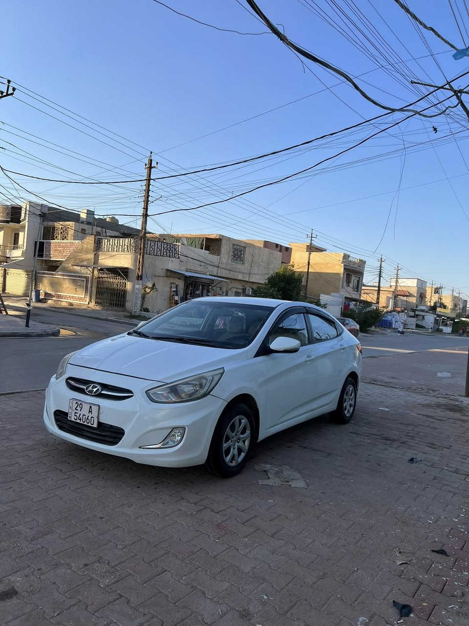 اكسنت 2015 خليجي بدون حادث
مكينه 1400 دوش
بيها صبغ باب و دوسات فقط بدون حادث
سيارة حيل نضيفه 
مكينة نضيفه جدن لا تنقيص لا تبخير
الكير فقط بي تأخير بل بك 
رقم واصط بأسمي 
تحويل ثاني يوم 
مكاني بغداد الغزالية
رقمي
***********
