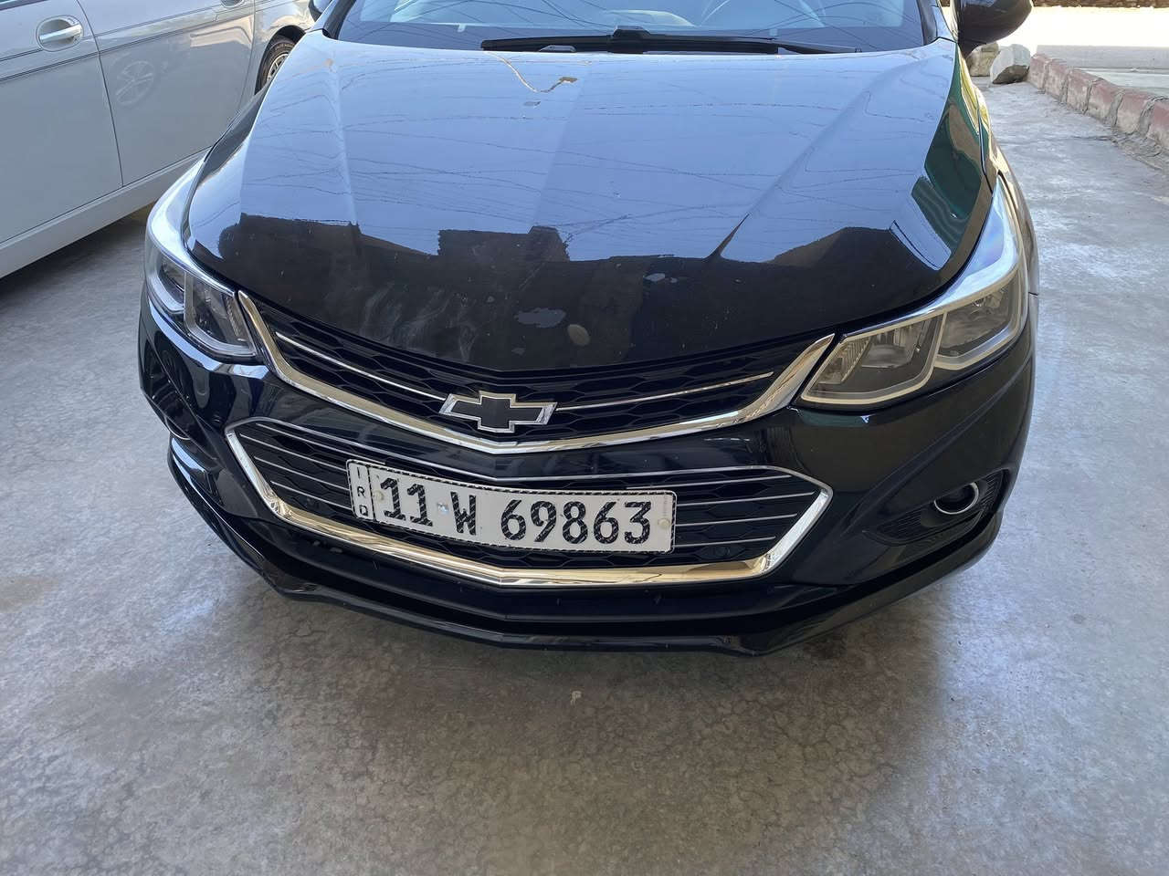 سلام عليكم ورحمة الله وبركاته سياره كروز موديل 2018 باسمي تحويل ثاني يوم. سياره فول عدا الفتحه محرك كير شرط الوكاله شغل واطلع وين ميعجبك ضرر بامريكا جاملغ خلفي وبدايه القماره من خلف  مصبوغه كامله  اثر صبغ قديم جارد وتم اعاده تعميرها وسعر 88 $ ورقه وبيه مجال للشراي. مكاني بغداد. اي ستفسار على رقم ***********
