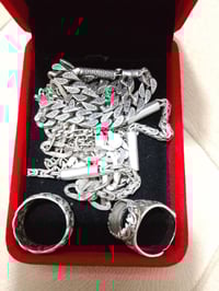 مجموعة • ٨٠غ • توصيل