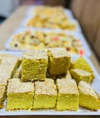 خبز محلى • حسب الطلب