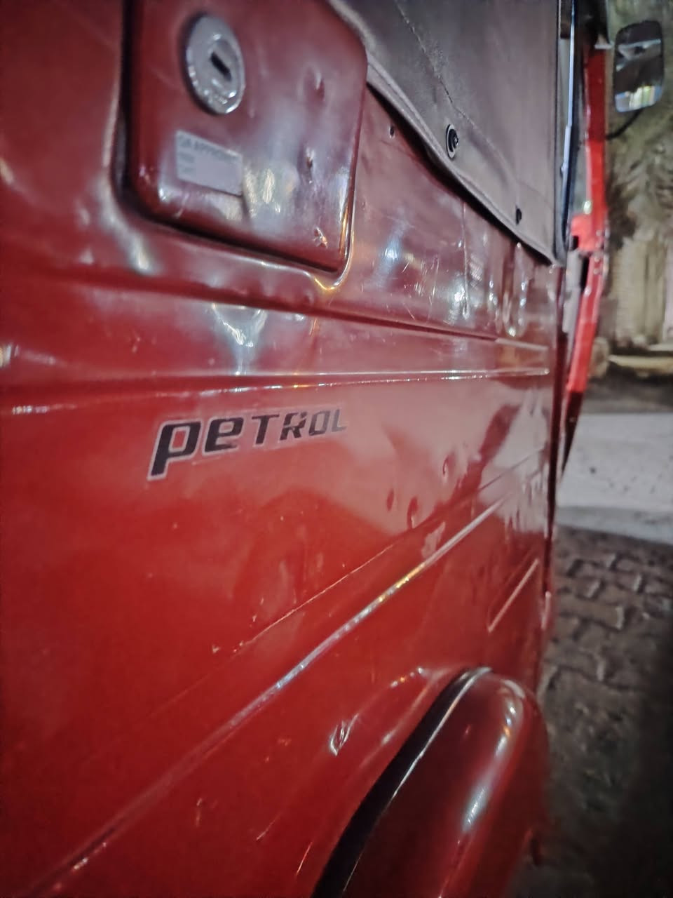 السلام عليكم تكتك موديل 2018 بيه لغد ايسر مرشوش ودوس فقط باقي مكفول مكينه لاتنقيص لاتبخير تجي جيب وياك فيتر وشوف تراي يخبل سعر 5400مدينه الصدر حي طارق ***********
