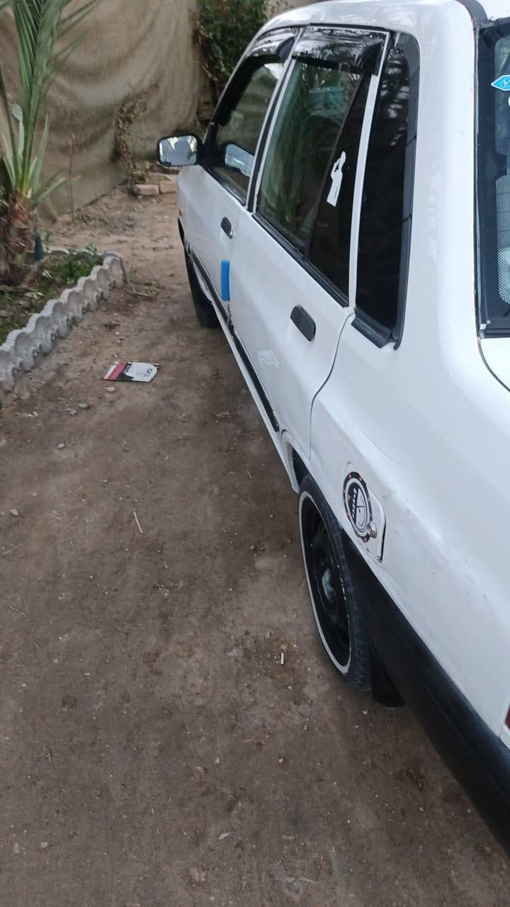 السلام عليكم سايبه ابيض رقم نكليزي سياره نظيفه للبيع السعر 35وبيه مجال قليل سياره كيرومكينه حلوات ‏‪***********‬‏
