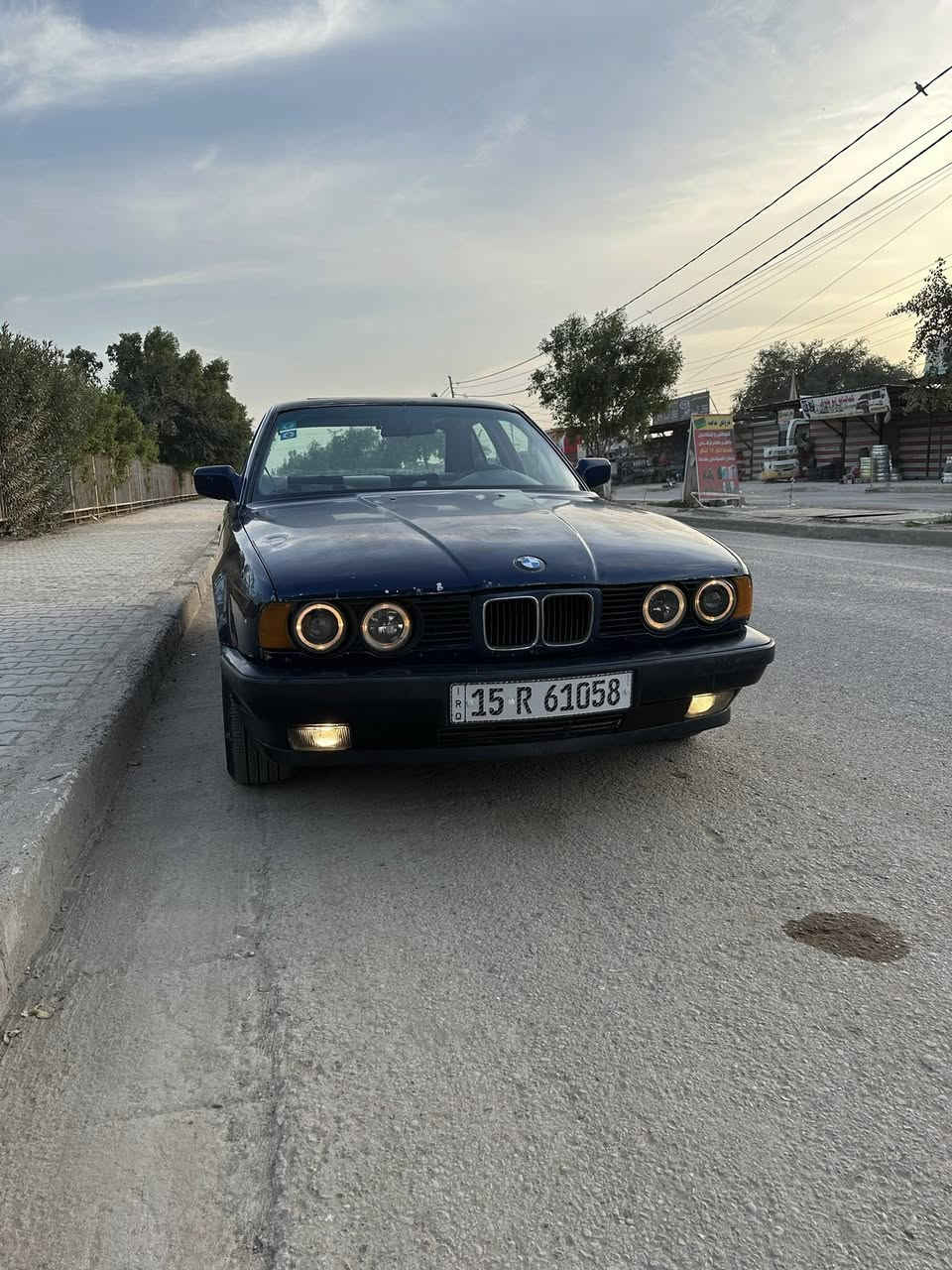 السلام عليكم bmw 535
موديل 1991 مكينة مبدل حشوة مع تفرعات المكينة كاملة جديدة جدا و ناعمة راديترت جديدة جوينات كلهن حاوية كير اوتوماتيك 3 وضعيات اكسل ثكيل رون ناصي كهربائيات بالكامل جديدة كيجات حاوية عقول و كارتات حاوية كمبريسر و فريز و راديتر تبريد و فان حاوية بيها مازدات دخاني صليب جدد بروجكترات جدد باتري و تخم تاير اندونسي جديد غرفتها نظيفة جلد مغلفة قماش نوعية ممتازة  دشبول دبل جكمجة بطاين و دشبول صاج جام 4 كهرباء سلايد مبدل حاوية رقم انكليزي هزة جديدة سنوية لل31 مكاني سعرها 50 وبيها مجال السيارة شغلها مكلف اكثر بهواي بس ابيع بسبب حالة مرضية و التوفيق من الله   رقمي ***********
