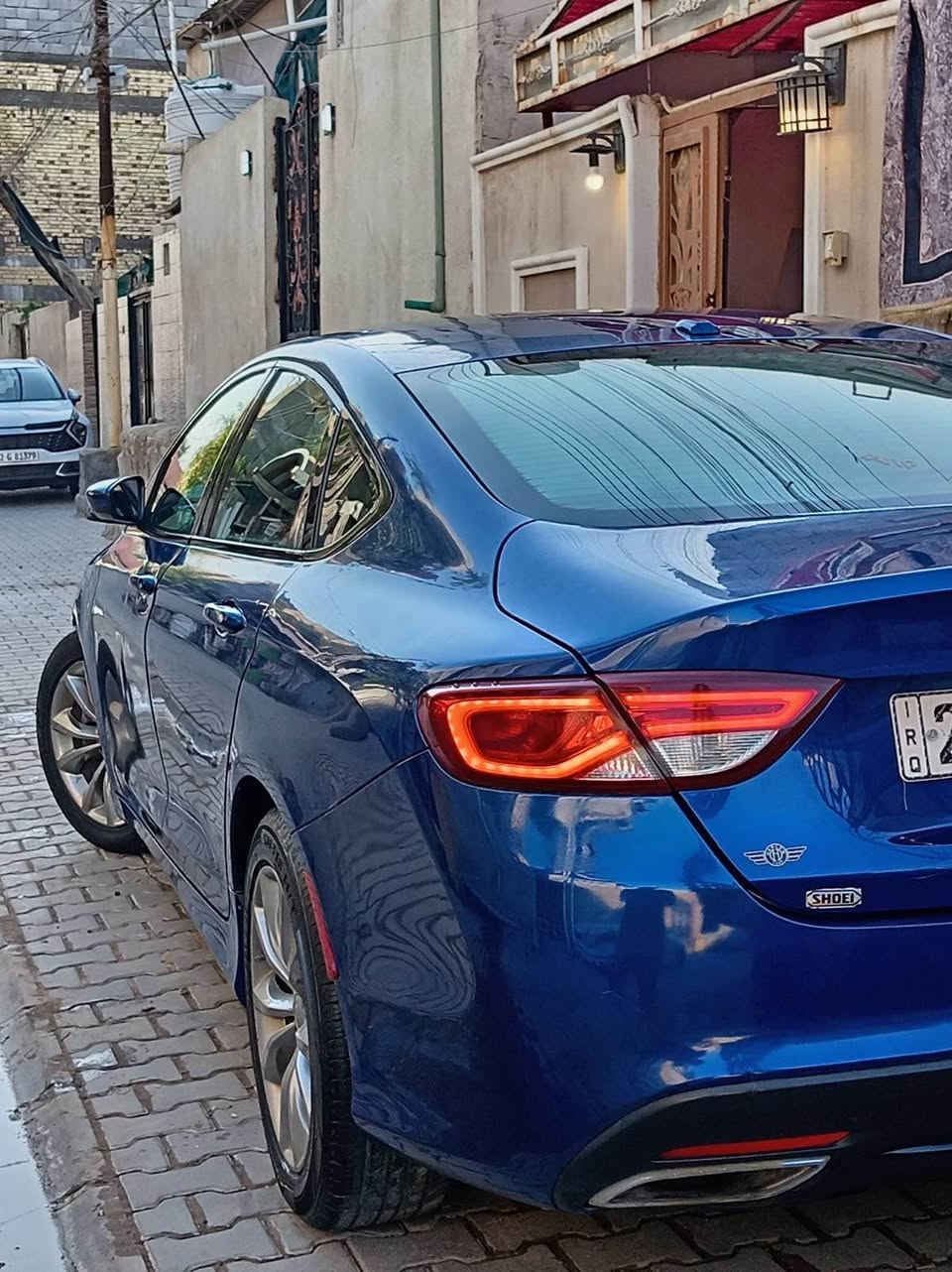 للبيع c200 S فول موصفات كلشي شغال تبريد ثلج مكينه كير كلشي نضيف حادثها جاملغ وبنيد بيها ملاحضات وطخات بسيطه رقمها ناصريه راعيها بل بصره رقم جديد سنويه 2029 *********** البصرة, العراق
