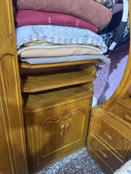 السعر 1000 مليون و بيه مجال 

العنوان البصره الامن الداخلي 

الرقم ***********
