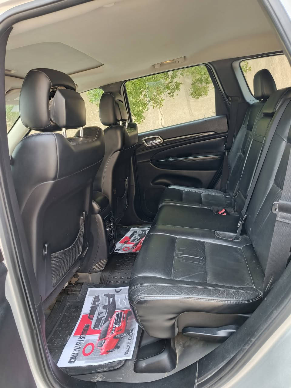 سلام عليكم سياره نوع جيب لاريدو موديل 2013وارد امريكي حادثه جاملغ او بنيد فقط بدون  دواخل فول مواصفات فتحه شاشه كامره حساسات امامي خلفي تحكم ستيرن جهتين شاير مري مري شفط كشنات كهرباي جلد مانع نزلاق مثبا سرعه خمسه ويل كب بصمه تبريد قطعتين كفاله كير مكينه حداديه تخم تاير تبريد كفاله من ضربه او تبديل او صبغ عده الحادث العنوان كربلاء السعر 167بيه مجال رقم الهاتف ***********تصال تحويل مباشر بسمي
