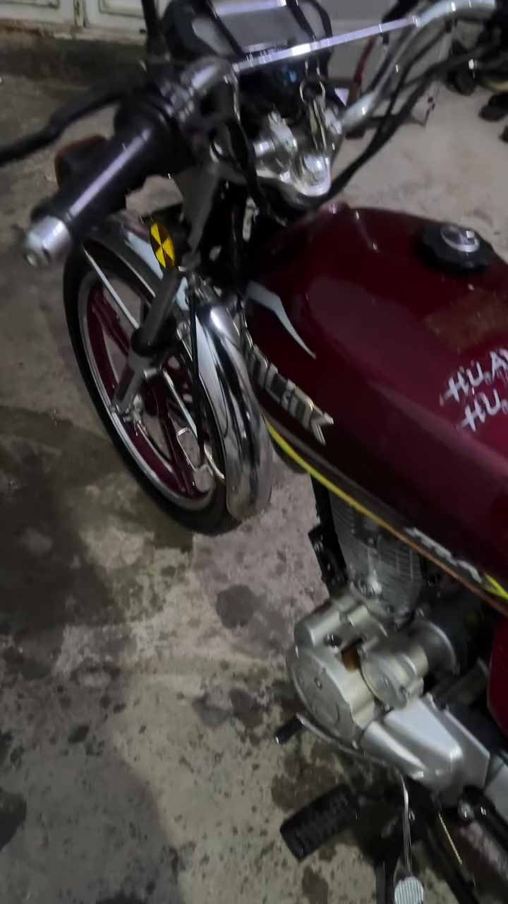 سيفان 5 گير  24 اوراق 5 سعر 550 بيه مجال بسيط  نقصه 

فقط / طوافه و عرموطه كيلو متر و الدشبول 

مكانه بابل المسيب 
***********
