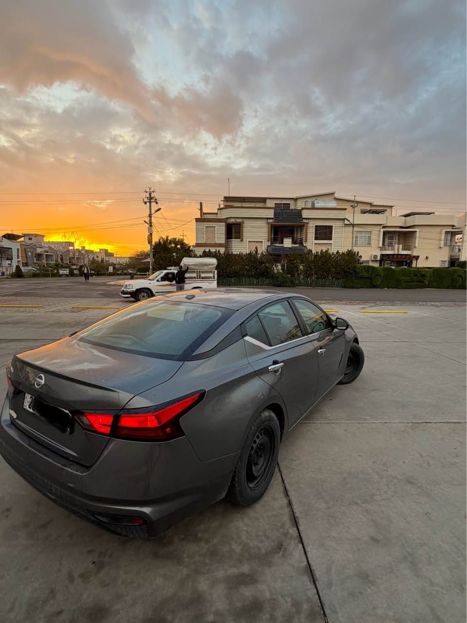 ALTIMA S
سەیارەکە دوو دەرگایی سایەق سبوخە +جاملخی پیشەوە ساردە +ئیرباگ بەس شان تەقیە پشتو پێش کەپس سەیرەکە توندو تۆلو گەنجانە کامل سیرڤس کرایە و رونی هایدرۆلیک گۆرایە بە ١٠٠$ سەیارەکە گەنجانیەو بەناوی خۆمە ١٥٠کم رۆشتیە131$ مەجالی تیدایە أربيل, العراق


**إذا كنت صاحب هذا الإعلان وتريد حذفه لأي سبب، رجاءا أرسل رسالة إلى الدعم الفني**