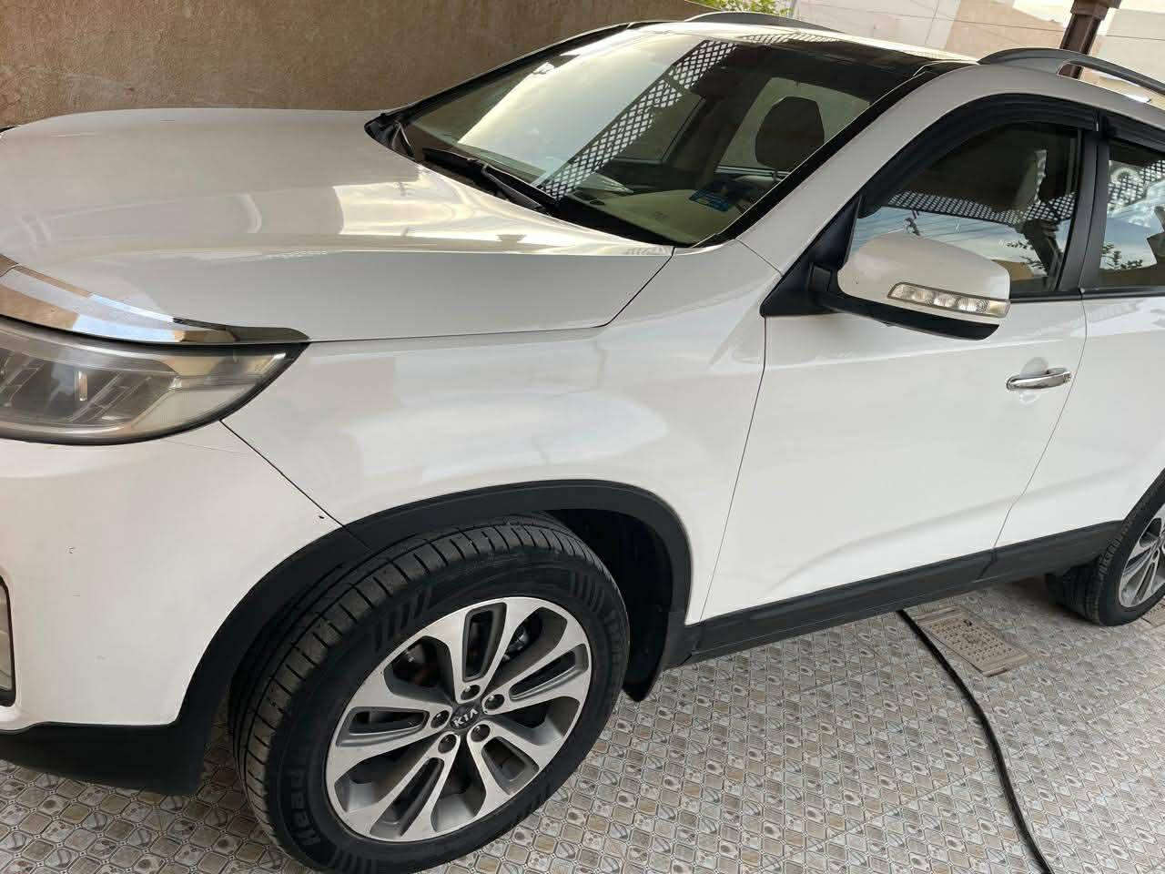 مكلف بالنشر سورنتو 2014 كلين بدون صبغ فول مواصفات ماعدا البصمة محرك 2400 مفتوح بسبب واشر الدهن لا صرف لانفخ تحويل مباشر رقم سليمانية ‏‪0782 917 3457‬‏ السعر 166 وبيها مجال
