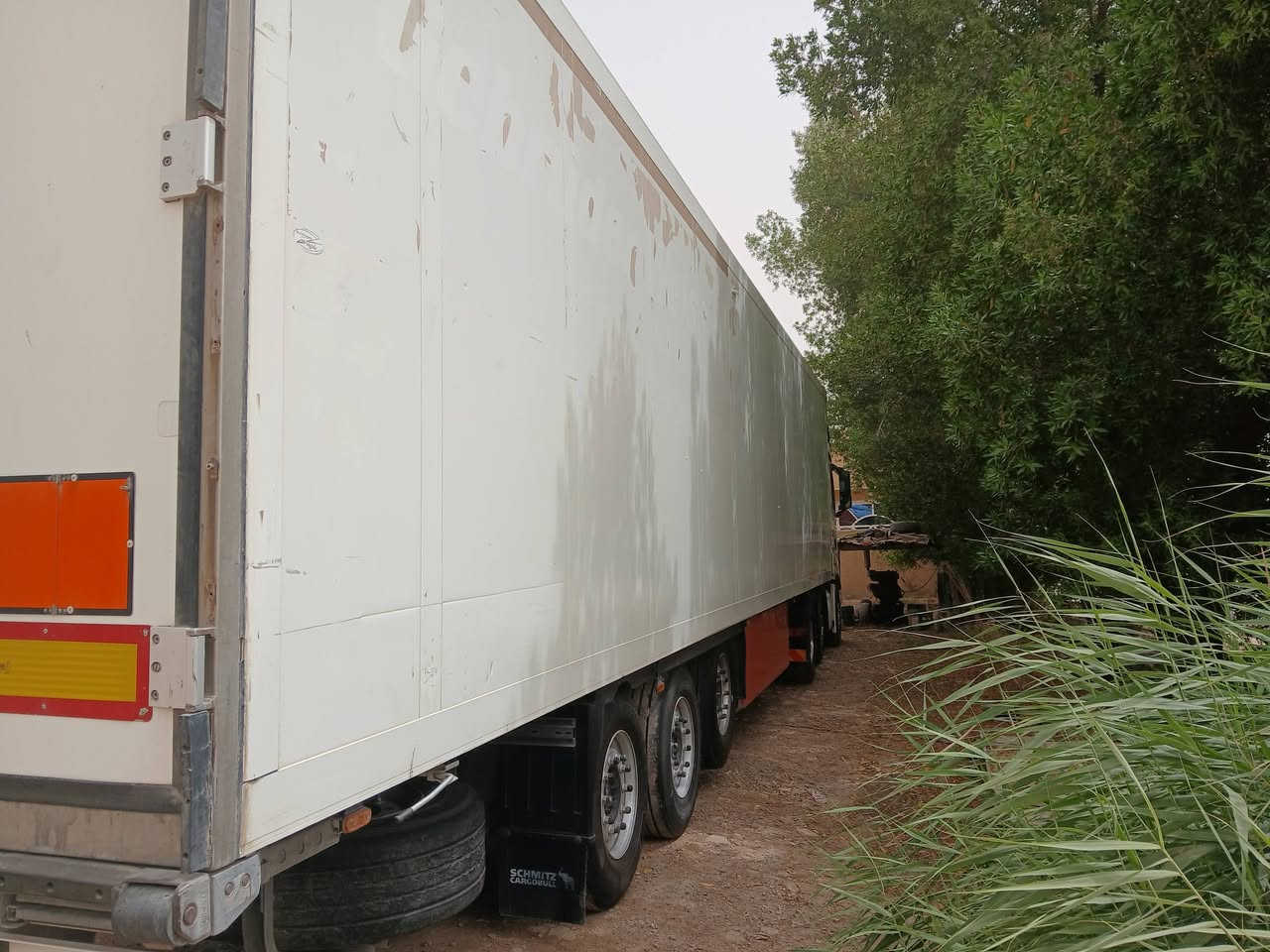 سيار 2015 لبراد شمتز سمك 7 جهاز 200 وركه الستفسار ***********
